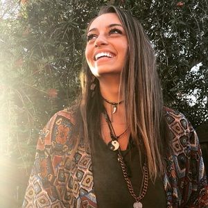 Meet your Posher, Lisa